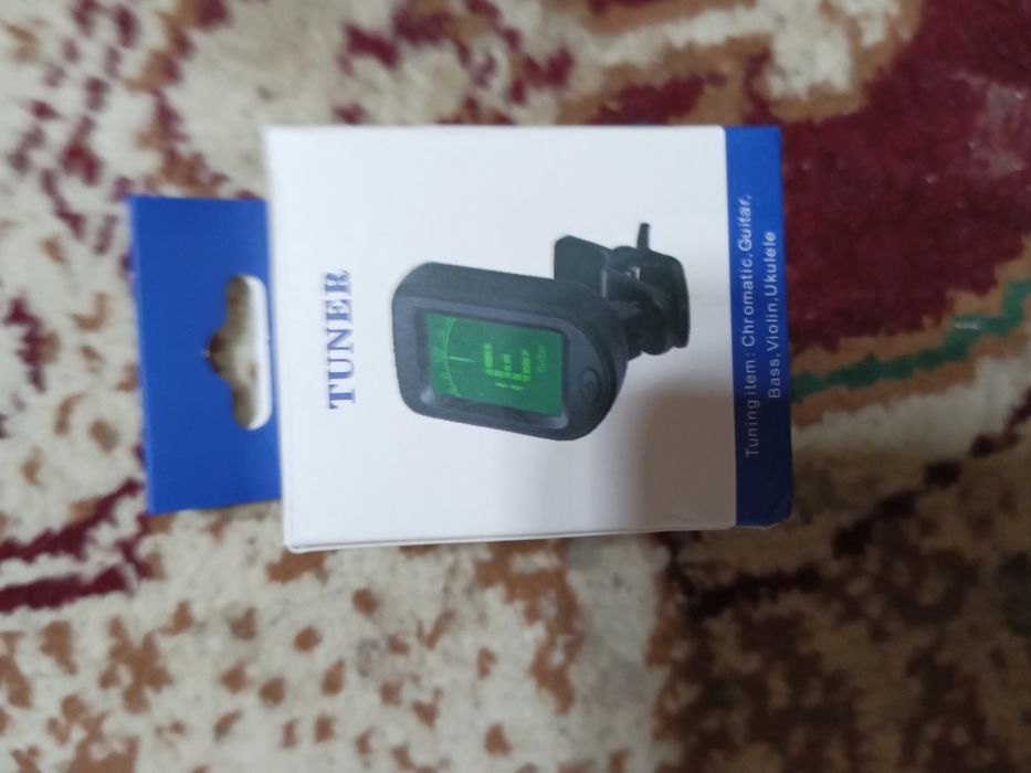 Гитарный тюнер жажимам