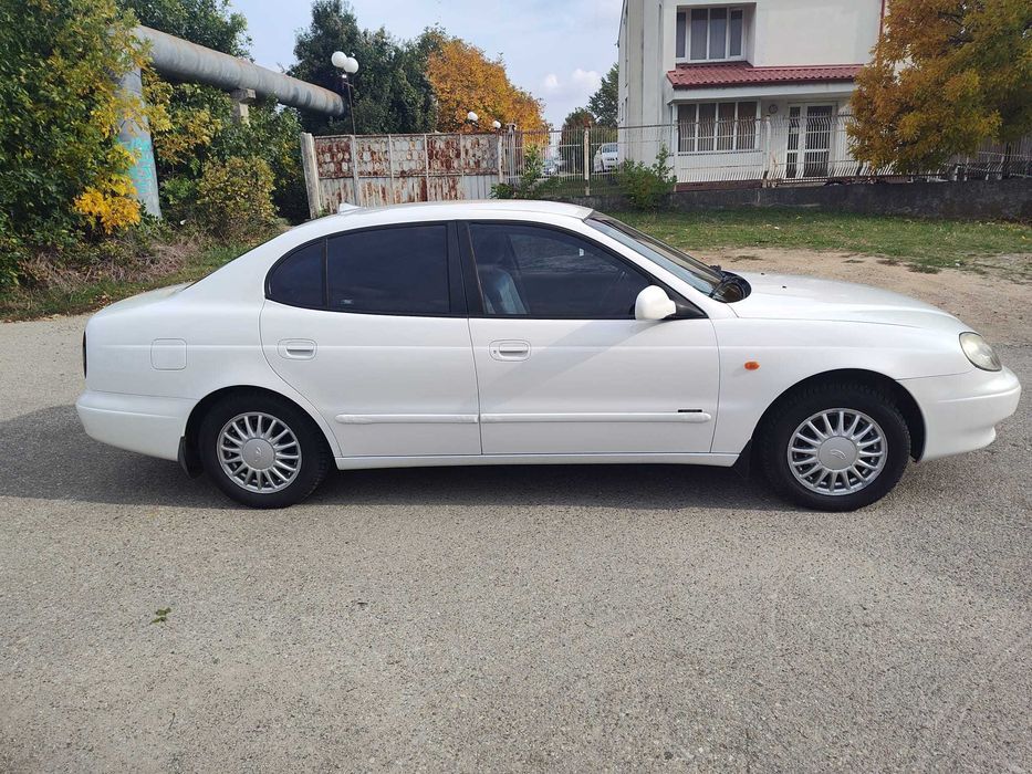 Limuzina Daewoo Leganza
