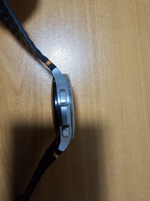 Смарт часовник Samsung galaxy