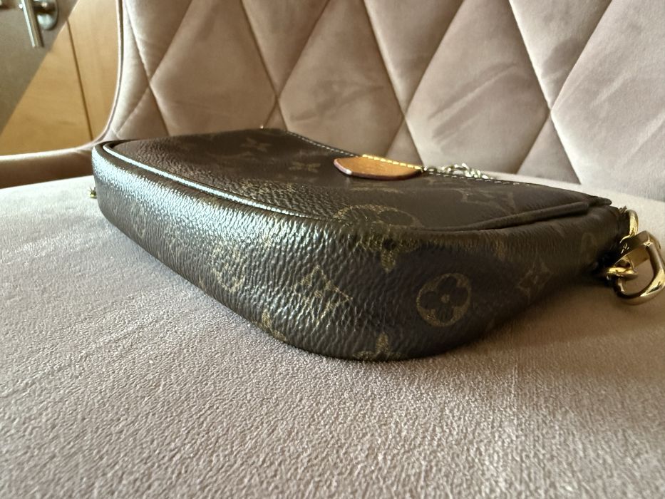 Louis Vuitton Multipochette малката чантичка оригинал