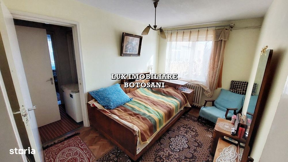 Apartament 4 camere, Maxim Gorki