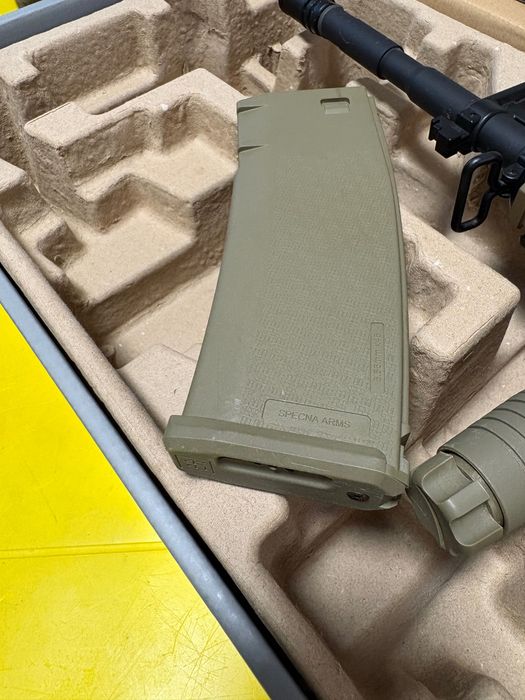 Продавам Еърсофт Airsoft реплика Specna Arms SA-CO3-ETU Half-Tan