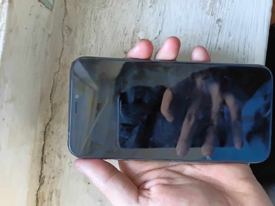 Продам айфон 11 pro