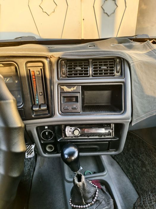 Ford moshina sotlaaadi 800$ naxaadov