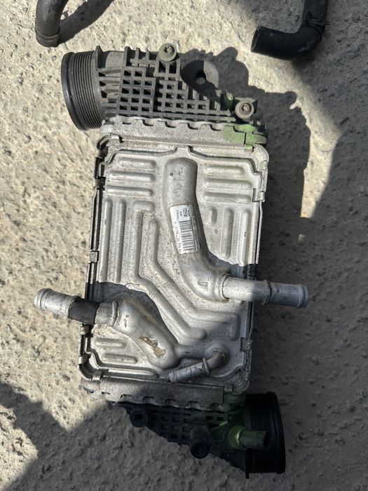 Vând Intercooler VW T6 2.0 TDI