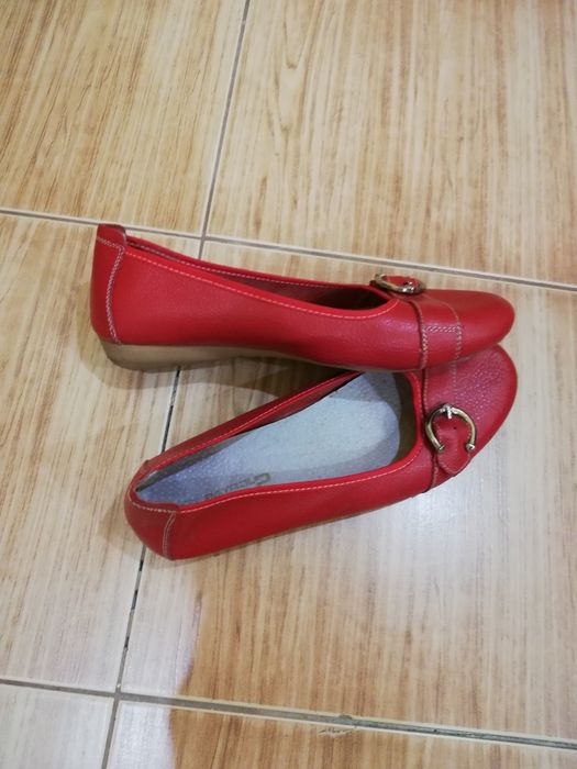 Balerini roșii de piele, mărimea 40