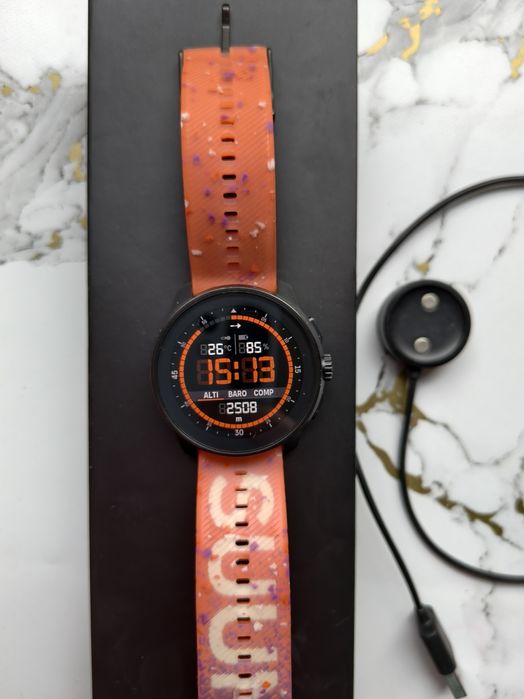 Фитнесс часы Suunto race s