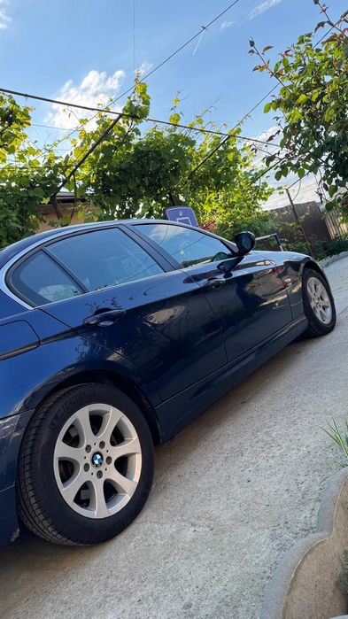 BMW 3 Series 2010 — imagine 2
