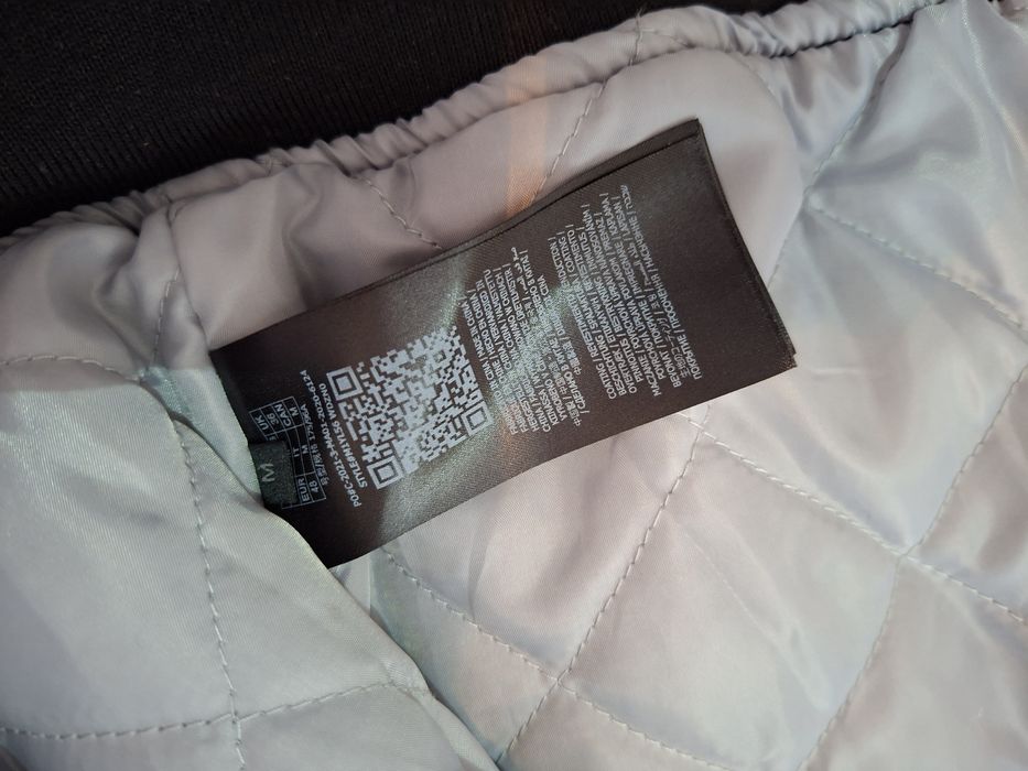 Geaca din piele guess originala