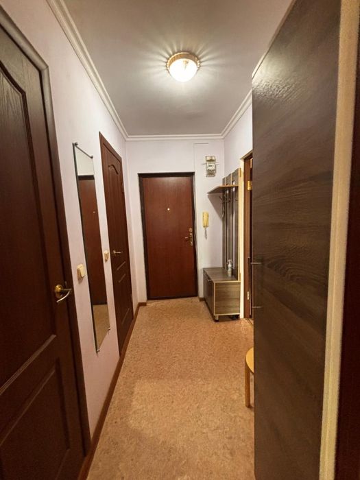 Продам 1к кв в 12мкр