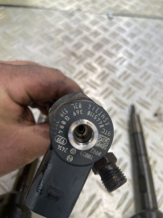 pompa inalta bosch cod 03L130755AF vw motor cffb