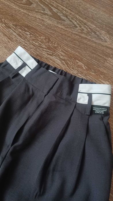 Панталон, нов,с широки крачоли