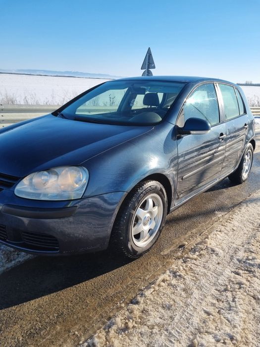 Golf 5 vând sau schimb