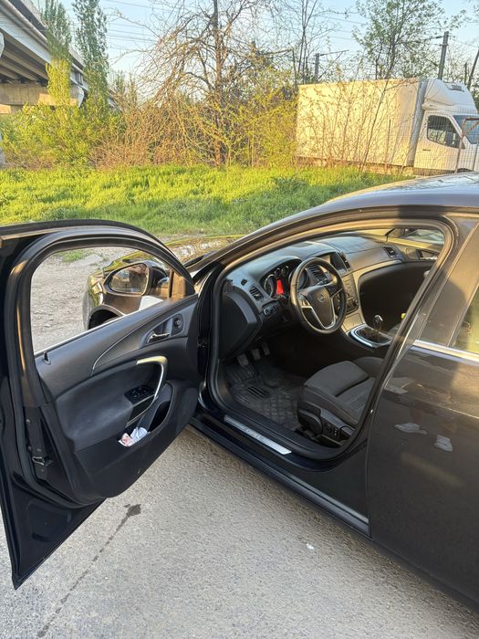 Opel insignia 2011 gpl