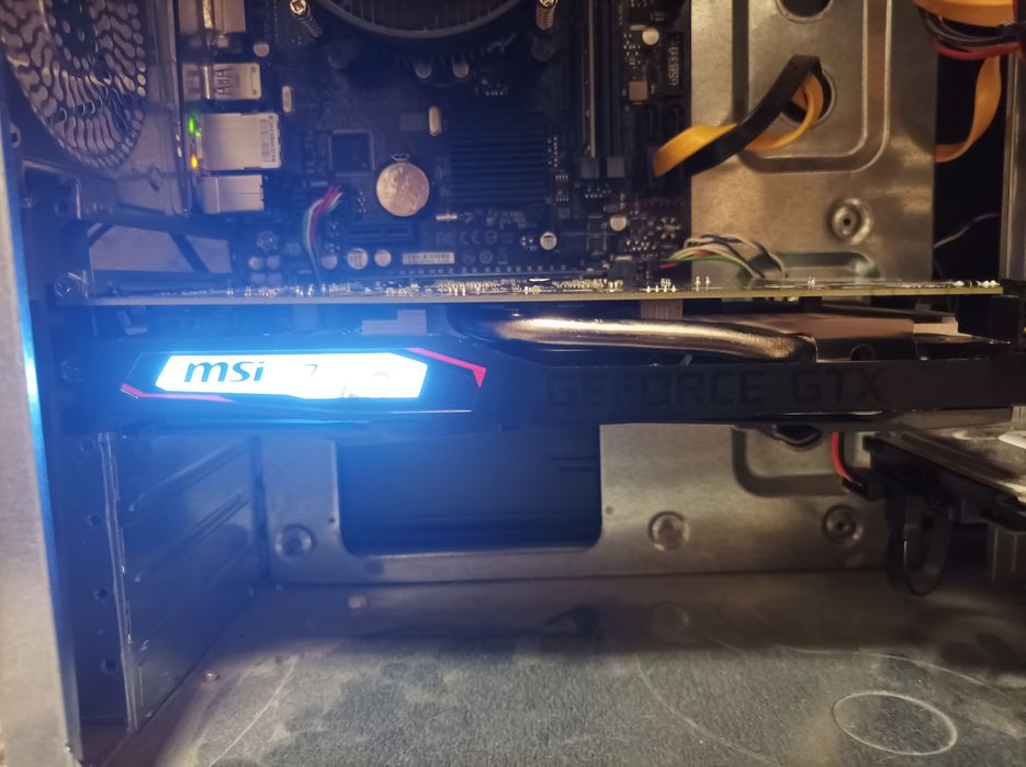 GTX 1650 msi gaming x