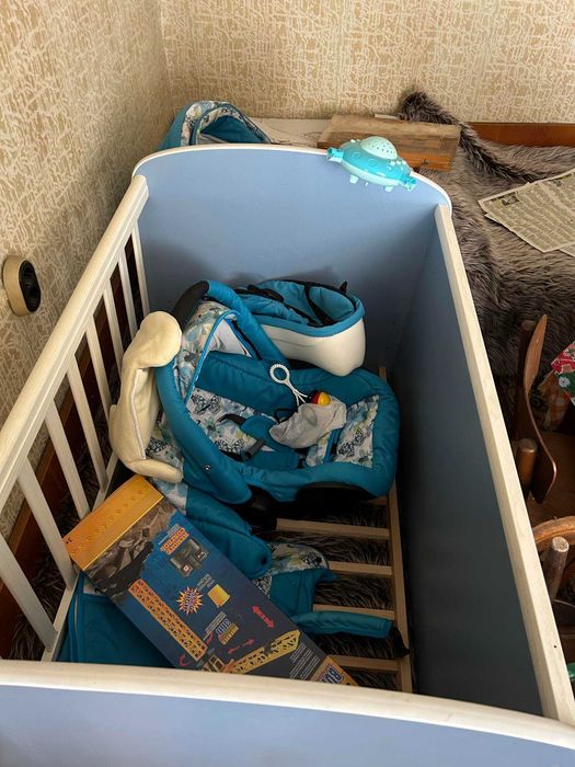 Легло за дете с кошче за бебе