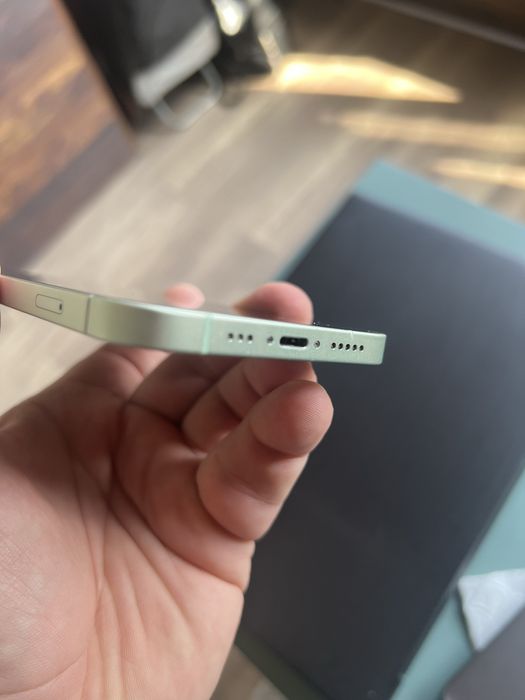 Продам Iphone 12 128гб