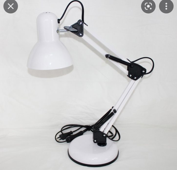 Лампа настольная