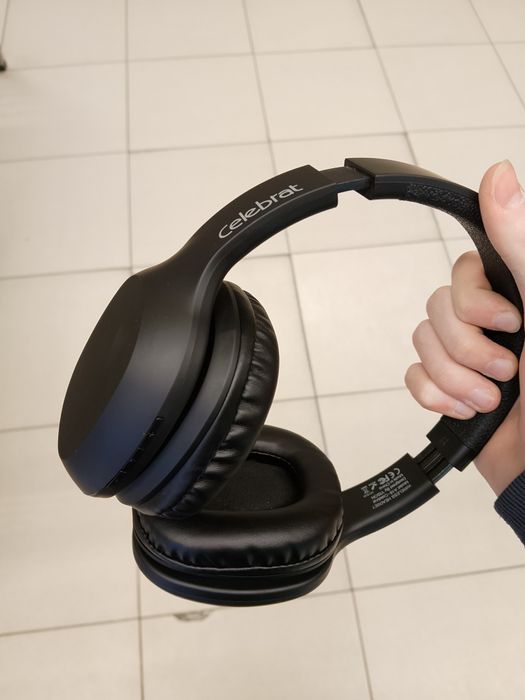 Наушники Celebrat