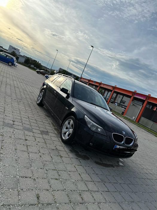 Dezmembrez 525d e61 seria 5 e60 e61 520 530