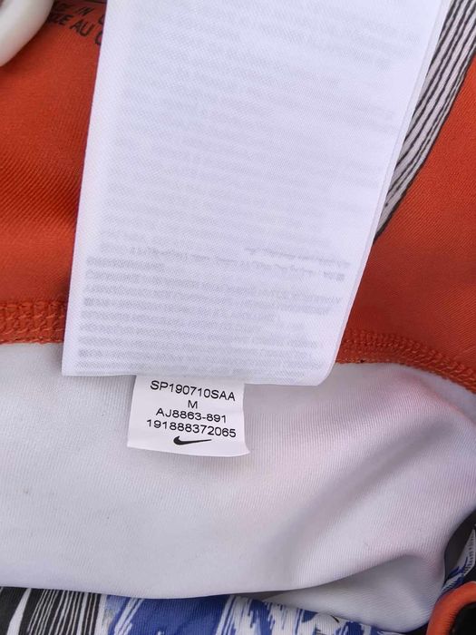 Nike оригинален дамски клин М размер