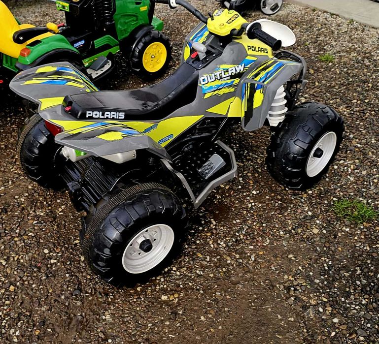 ATV electric  Peg Perego Polaris pentru copii