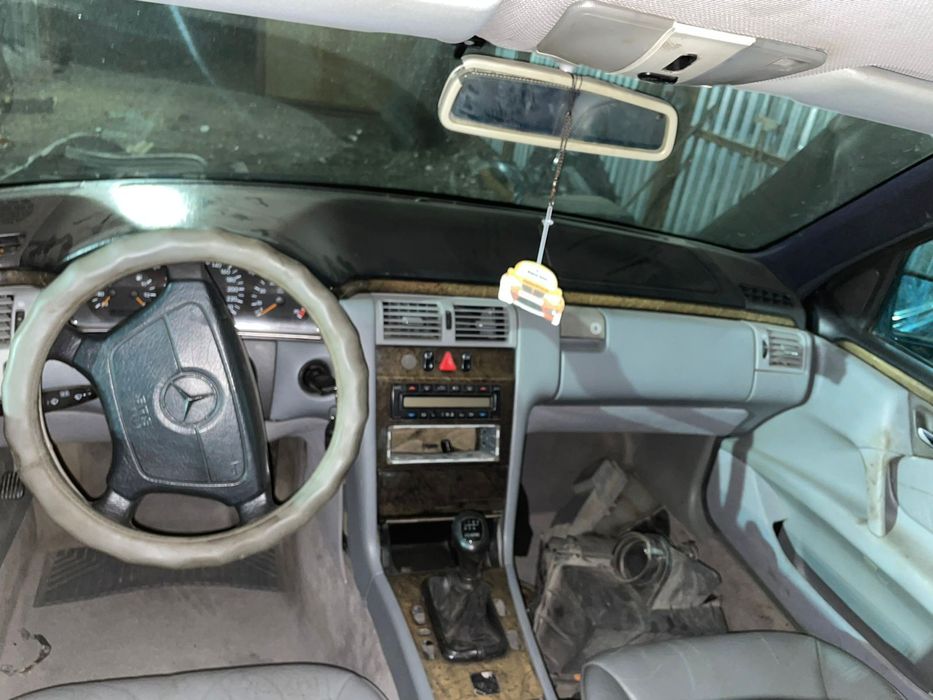 Мерседес по запчастям w210