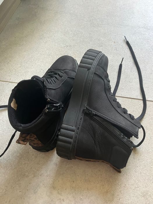 Обувки Тамарис 37 номер като нови.