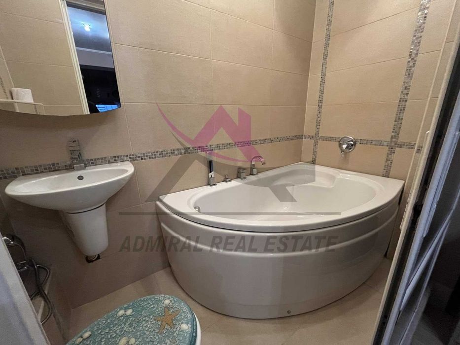 Дава се под наем Тристаен апартамент в Варна, Център - 90 кв.м за 900 € - Снимка #4