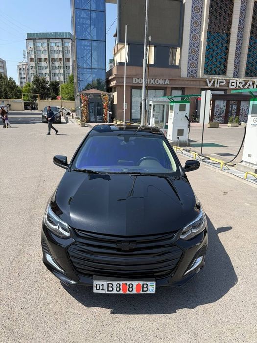 Chevrolet Onix 2024 — 2