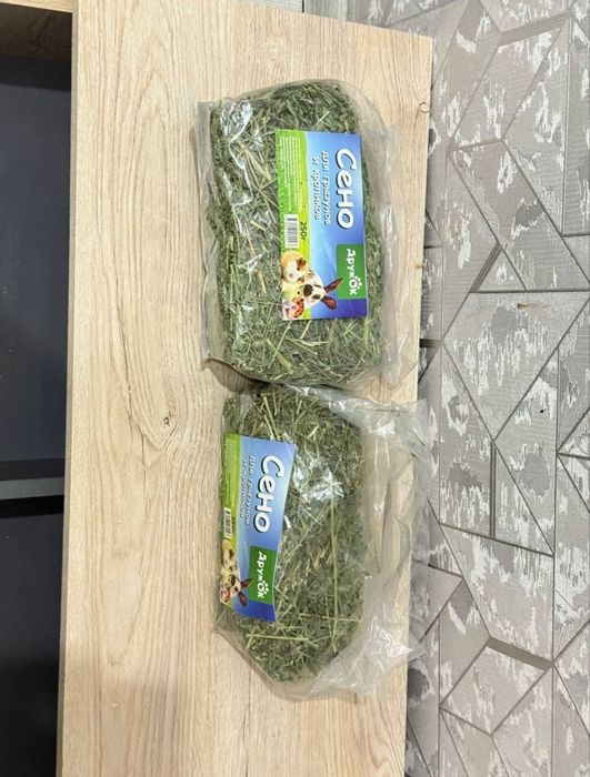 Клетка Вольер для грызунов, размер 1м на 80см высота 18см.