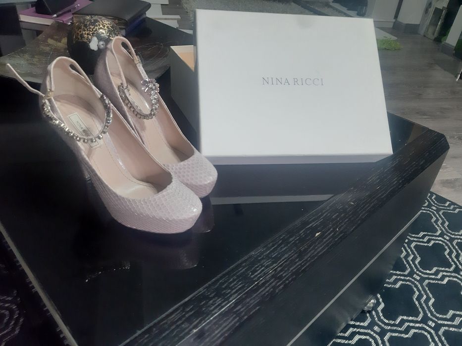 Туфли NINARICCI пудровые