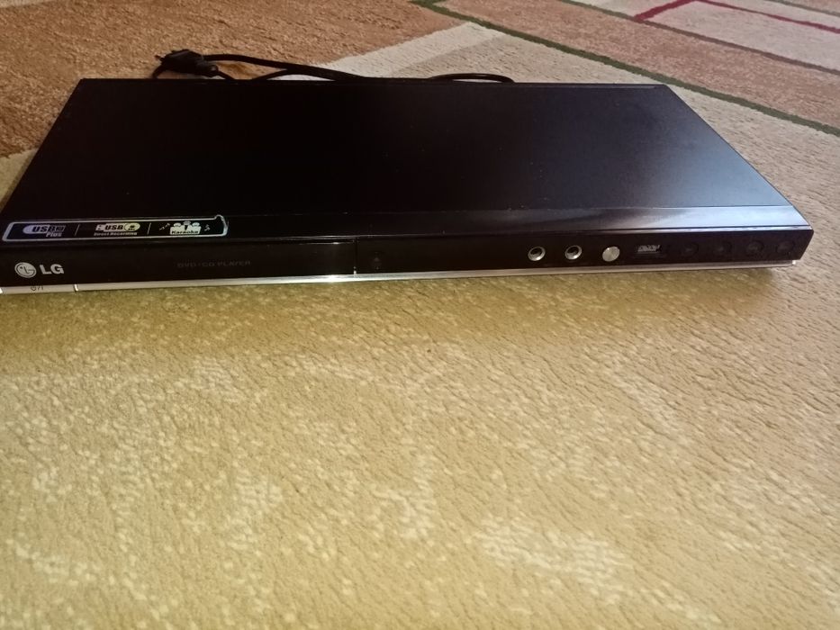 / LG Продаю DVD плейер