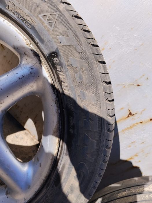 Продам колеса на легковые