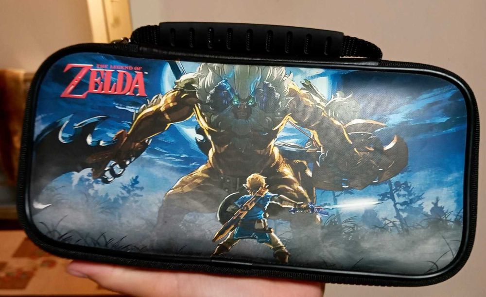 Много запазено NINTENDO SWITCH QLED с четири игри