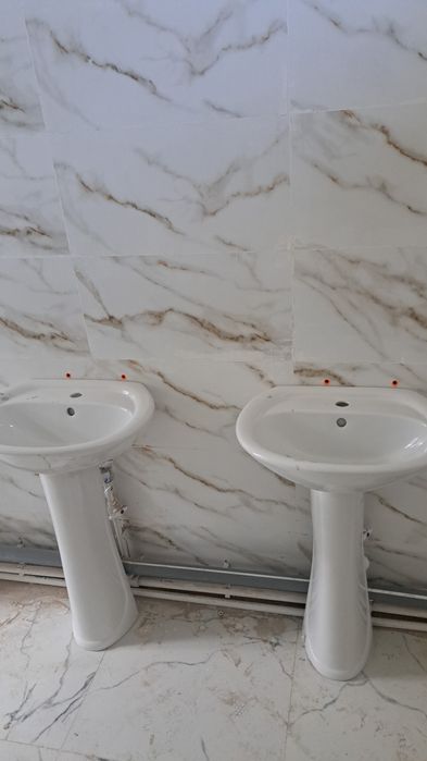 Продам кафель 600×300 белый