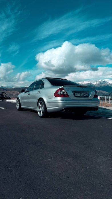 Mercedes Benz w211  E 6,3 AMG