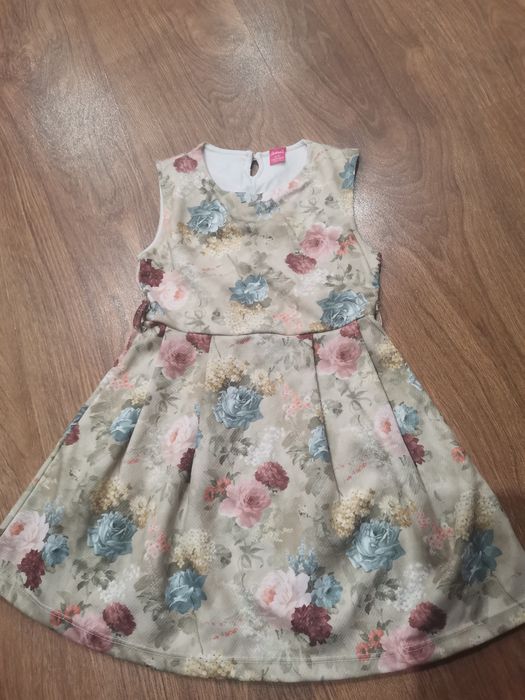 Рокля 104 размер