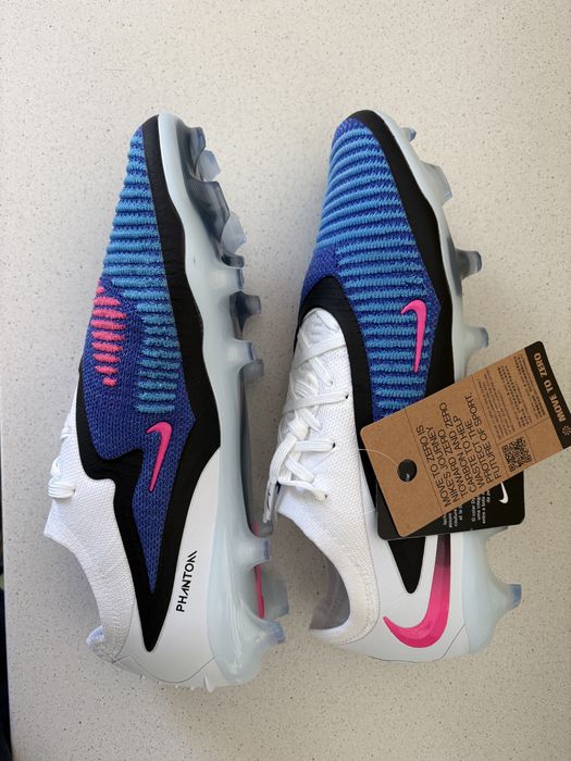 Ghete de fotbal Mercurial si Phantom