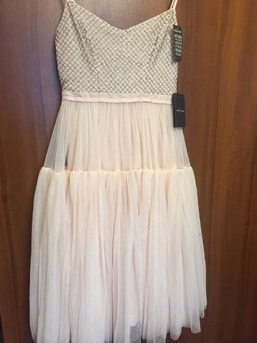 нова официална рокля