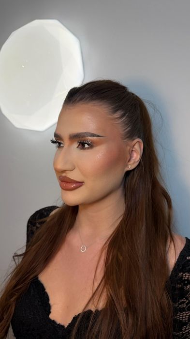 Make - up 150 RON