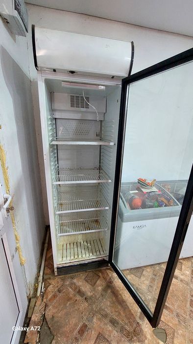 Продам холодильник