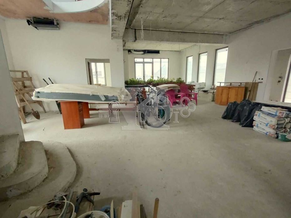 Продава се Къща в Добрич, Дружба 2 - 585 кв.м за 262 €/кв.м - Снимка #5