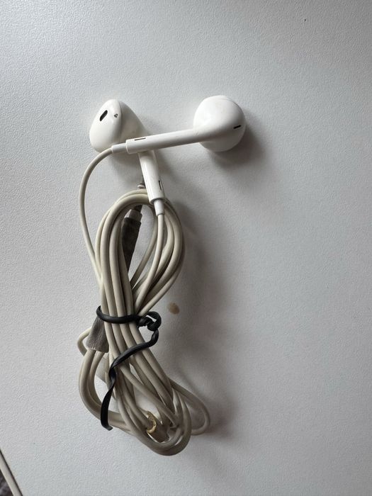 Apple EarPods Lightning оригинал