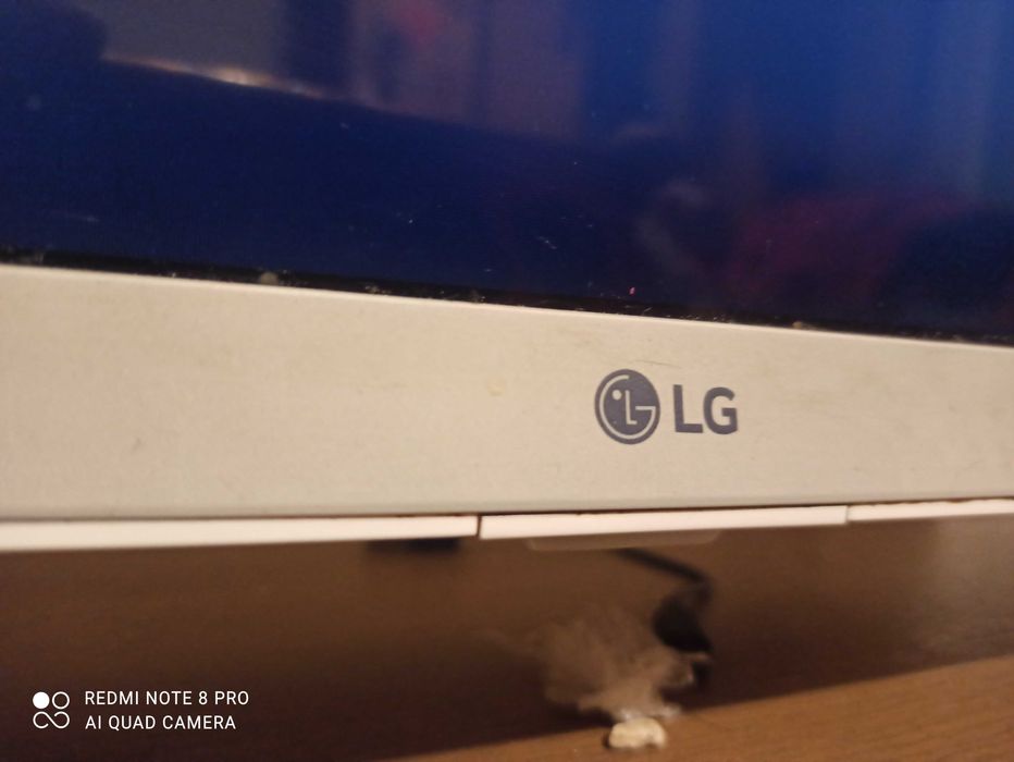32 инча смарт телевизор lg ,без дистанционно