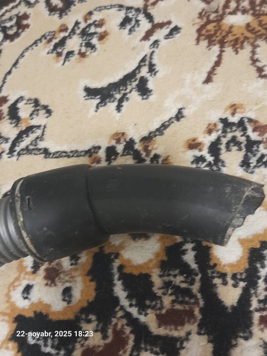 Pelasis       satiladi ayibi ana zati sinğan