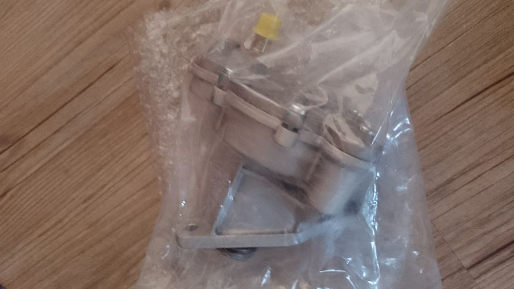 Pompa vacuum vw crafter 2.5