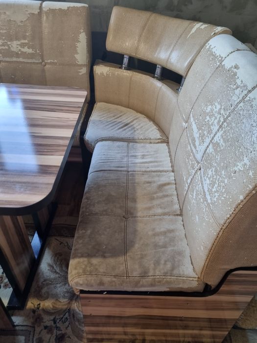 Продам кухонный уголок