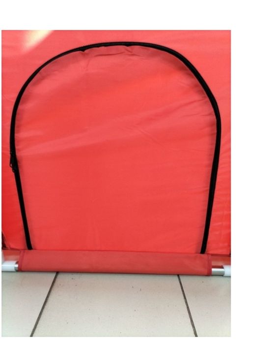 Продам детский игровой бассейн новый