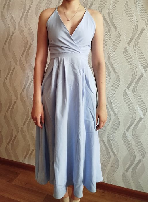 Продам платье голубого цвета